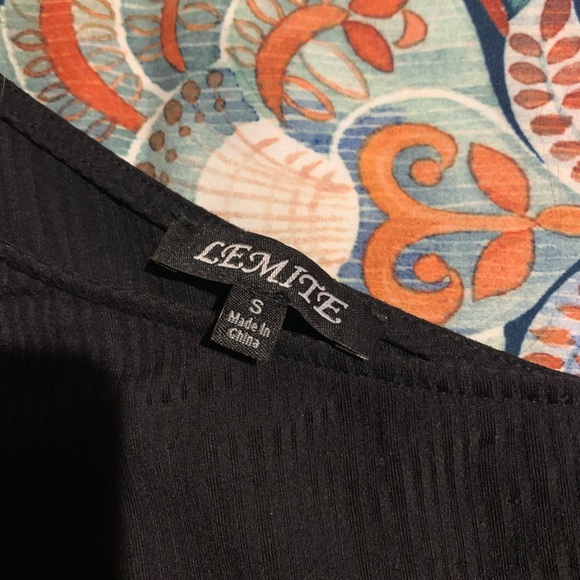 Black Cropped One Shoulder Top - Picture 3 of 3